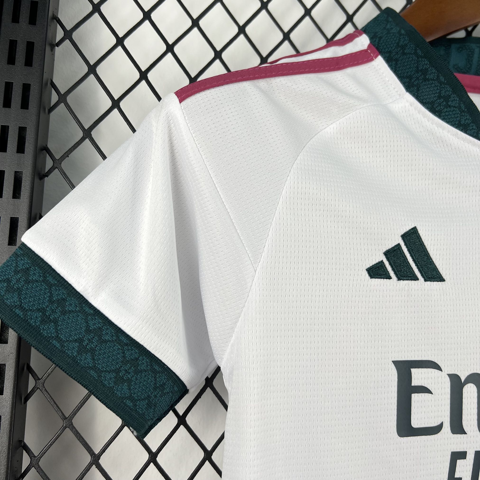 26/27 Real madrid White Kids Kit Football Shirt Thai Quality