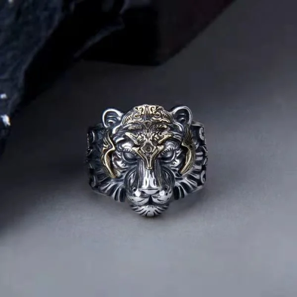 Sterling Silver Overpowering Tiger Head Ring