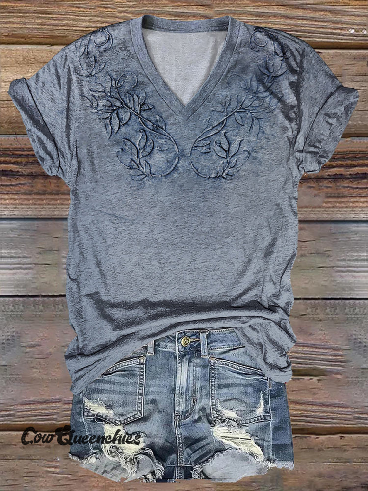 Vintage Blue Artistic Pattern Printed V-Neck T-Shirt Blue / S