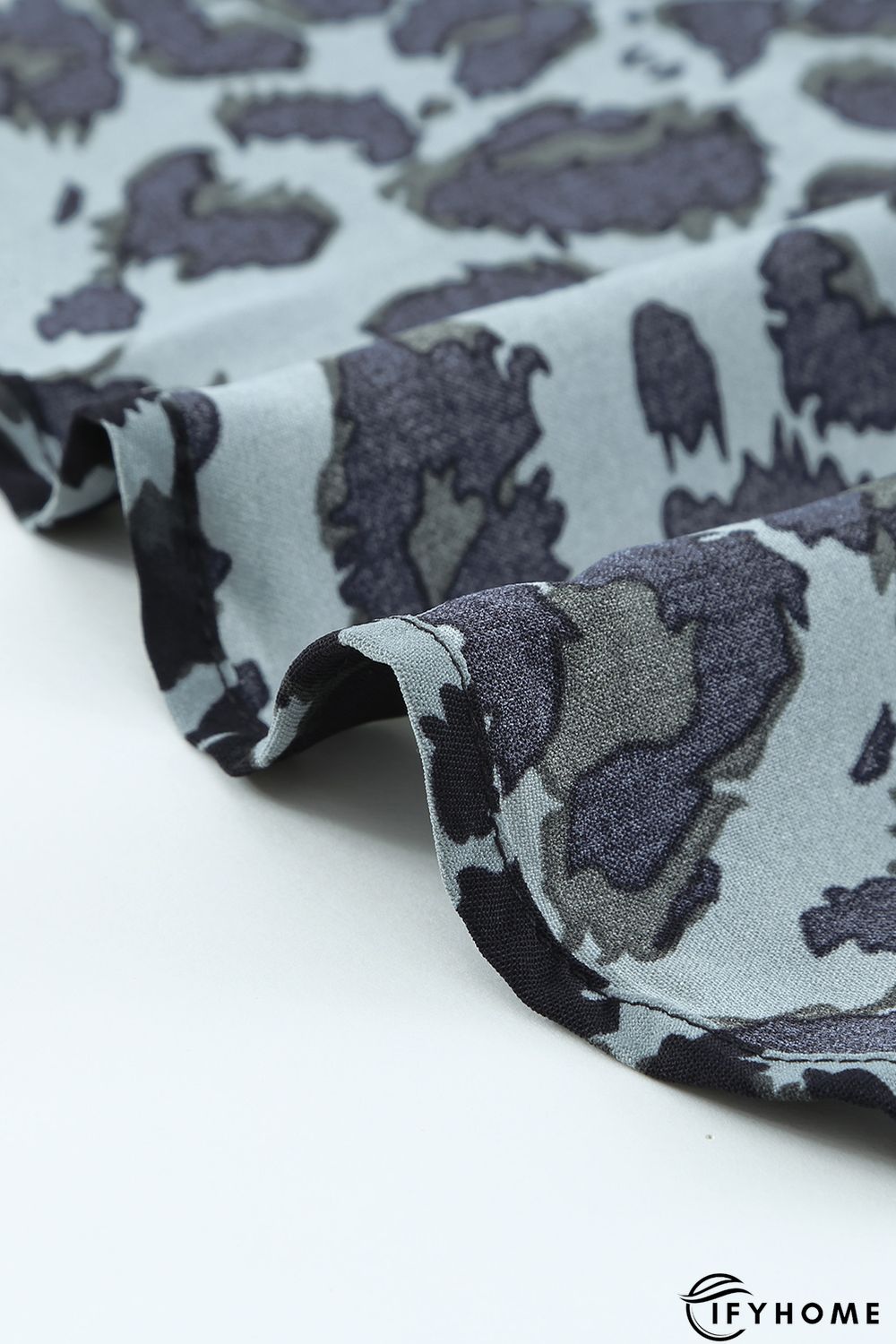 Green White/Apricot Floral Scalloped V Neck Short Sleeves Top Black Polka Dot Scalloped V Neck Short Sleeves Top Green Leopard Scalloped V Neck Short Sleeves Top | IFYHOME