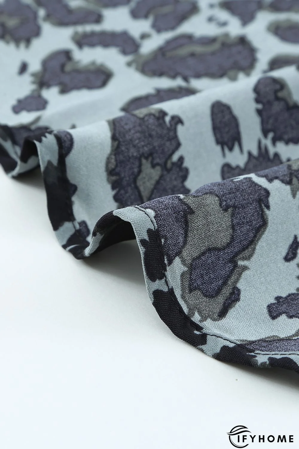 Green White/Apricot Floral Scalloped V Neck Short Sleeves Top Black Polka Dot Scalloped V Neck Short Sleeves Top Green Leopard Scalloped V Neck Short Sleeves Top | IFYHOME