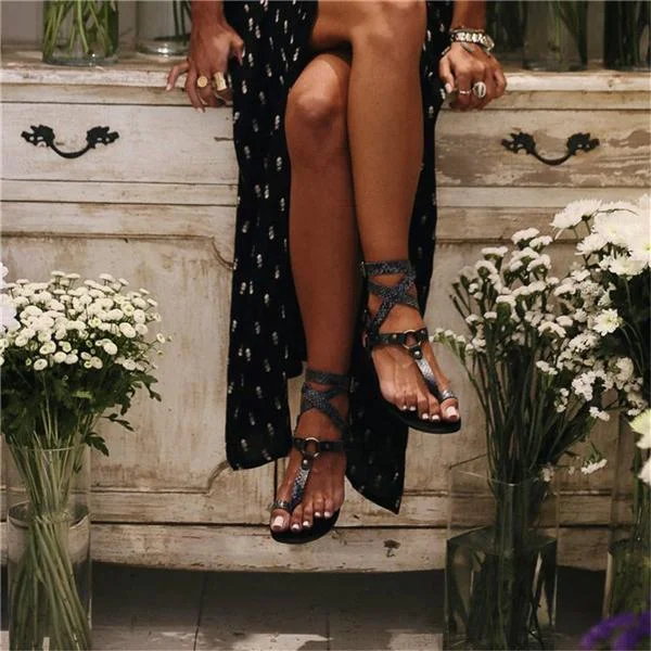 Women's Buckle Toe Flat Sandals