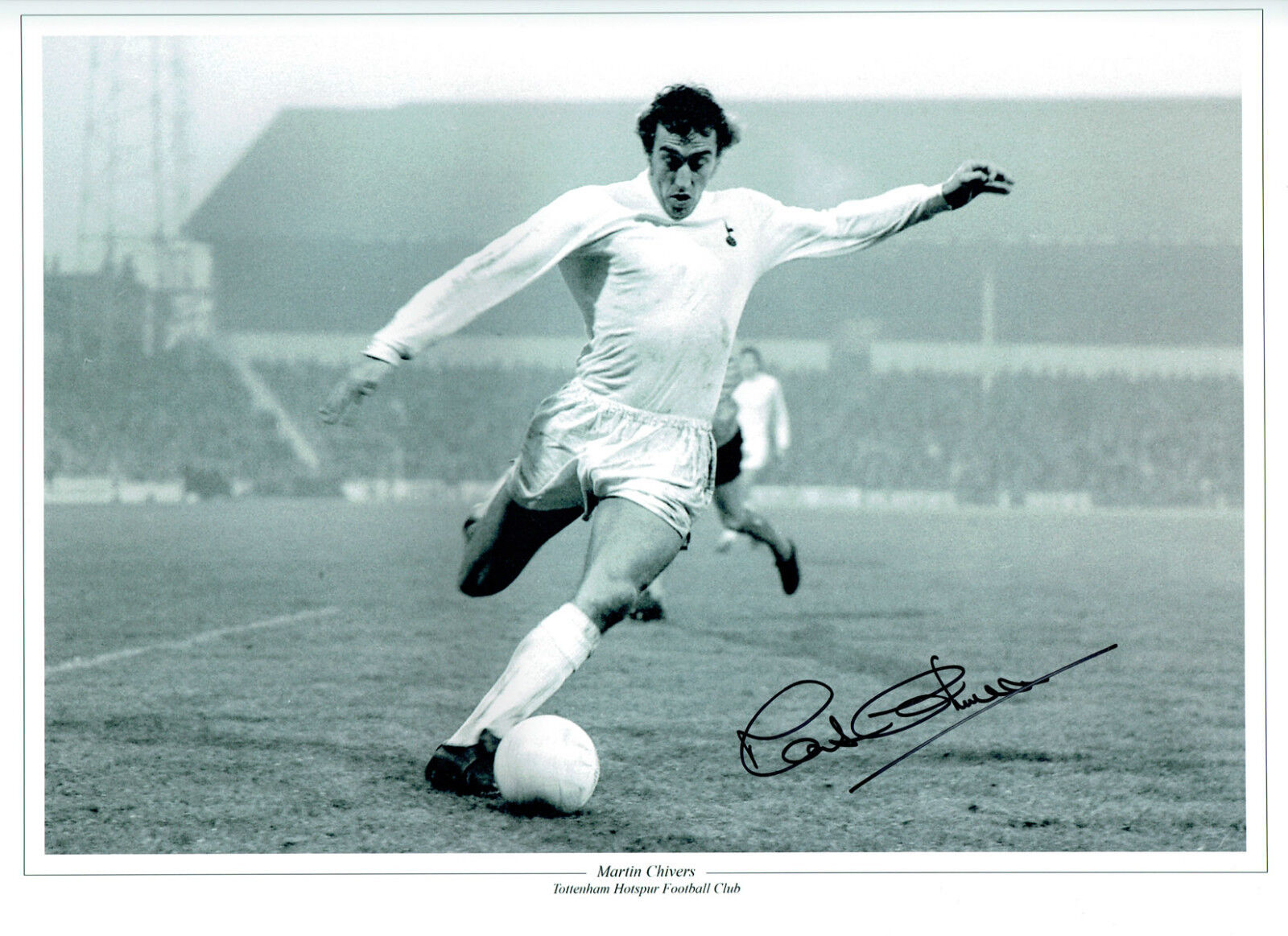 Martin CHIVERS Signed Autograph SPURS Legend 16x12 Action Photo Poster painting AFTAL COA