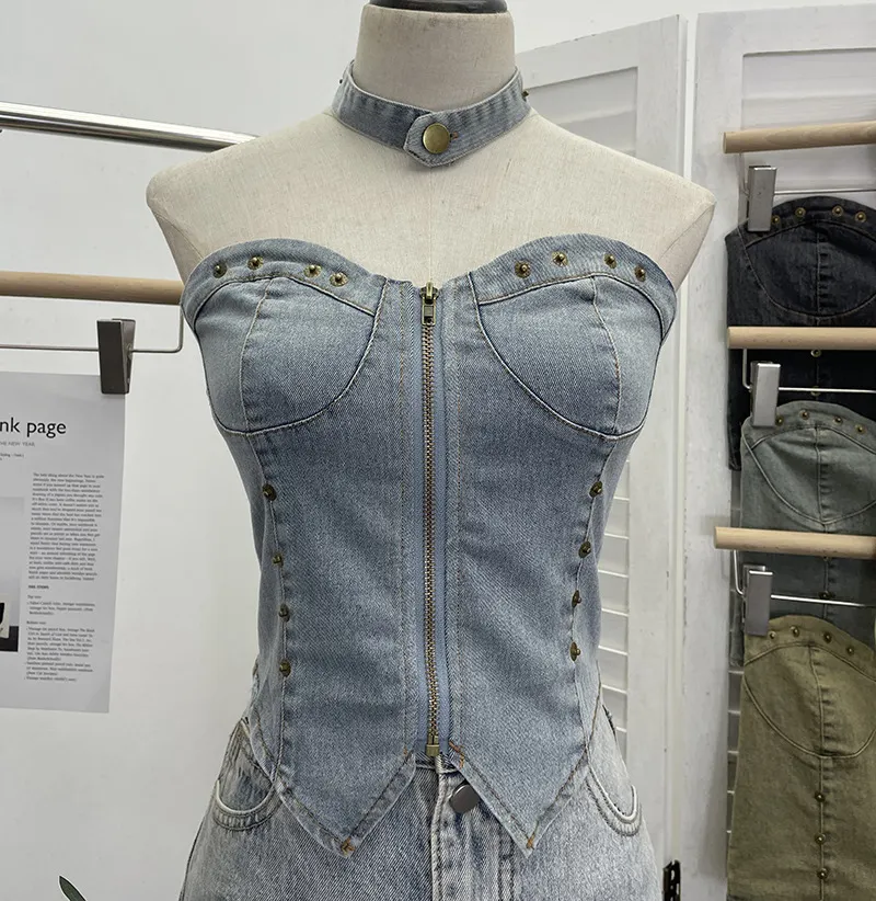 Uveng Vintage Babes Cowboy Breast Sling Sling Vest Sexy Sleeveless Hanging Neck Sleeveless Topie Girl 2616