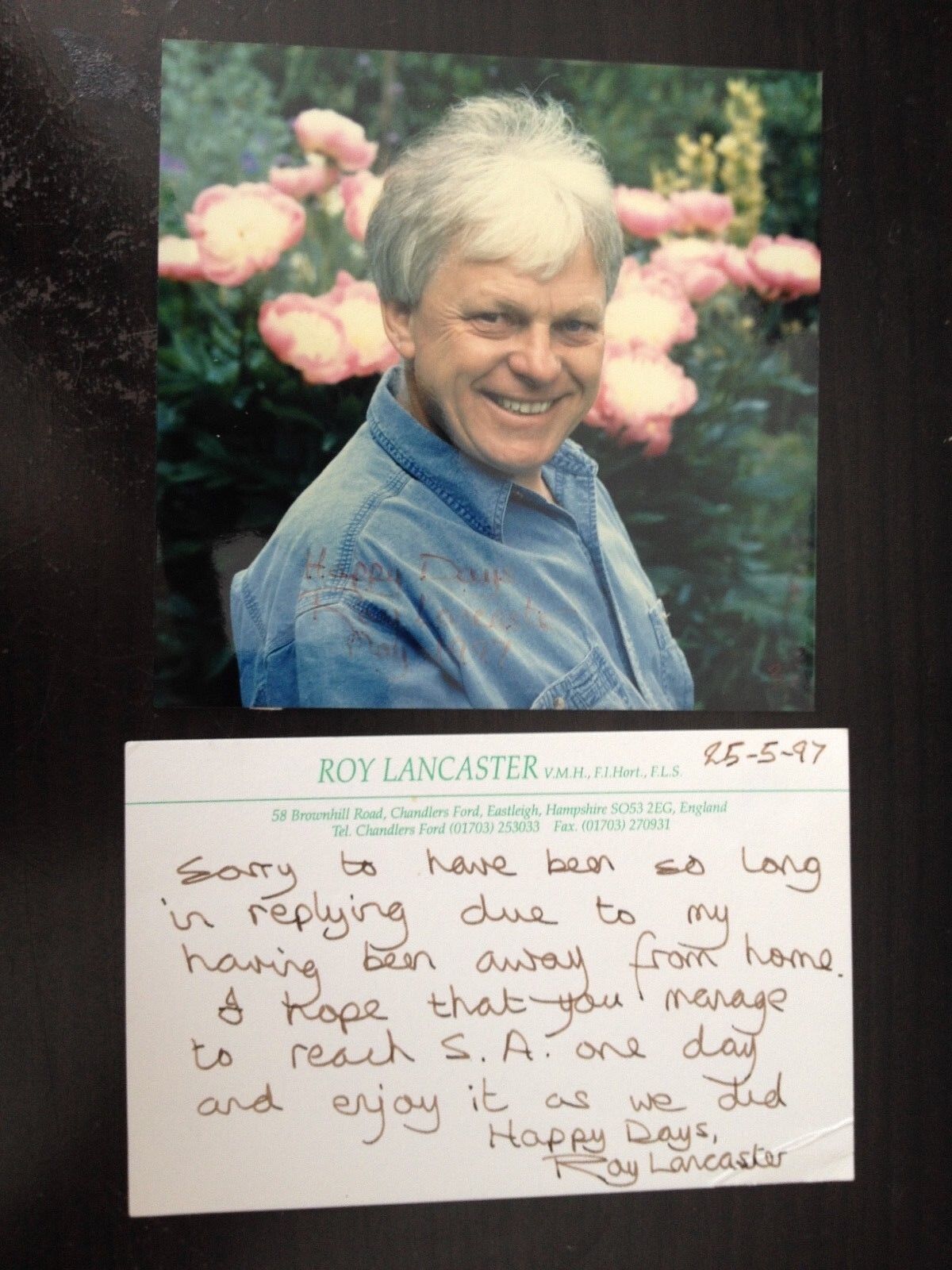 ROY LANCASTER - LEADING GARDENER & TV PRESENTER - SIGNED MESSAGE & Photo Poster paintingGRAPH