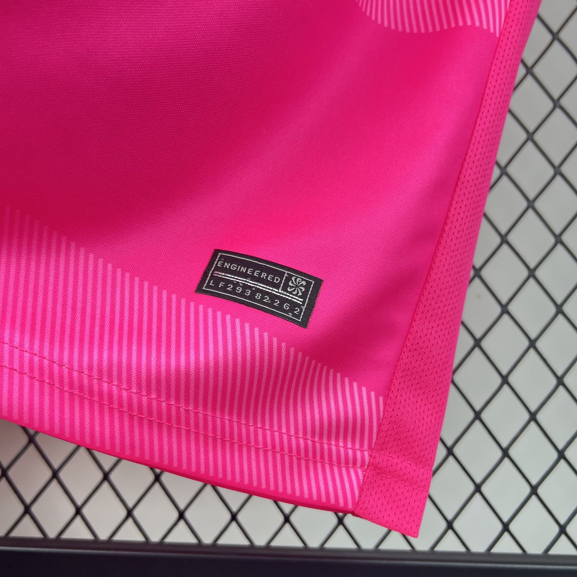 26/27 Lisbon Pink Football Shirt 1:1 Thai Quality