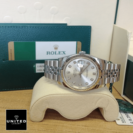 Rolex Datejust 36 116234-0084 Replica on the clock cushion & Guarantee Card