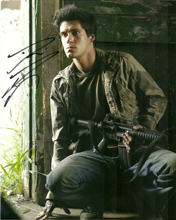 Falling Skies Drew Roy Autographed Signed 8x10 Photo Poster painting COA