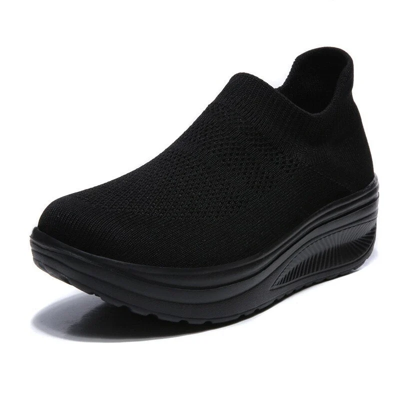 2021 Summer Vulcanized Women Shoes Thick Sole Women Sneakers Light Weight Walking Leisure Sock Shoes Solid Color Footwear Femme