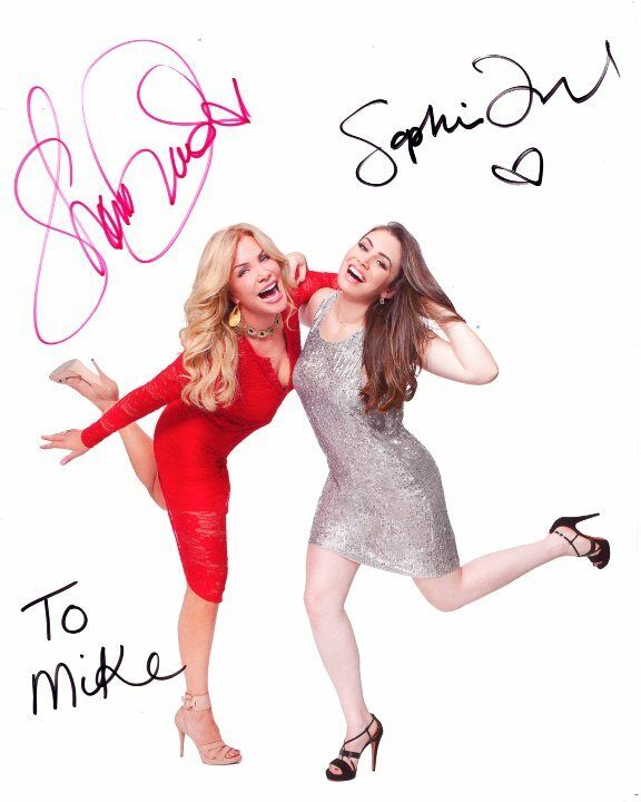 SHANNON TWEED & SOPHIE SIMMONS Autographed Signed Photo Poster paintinggraph - To Mike