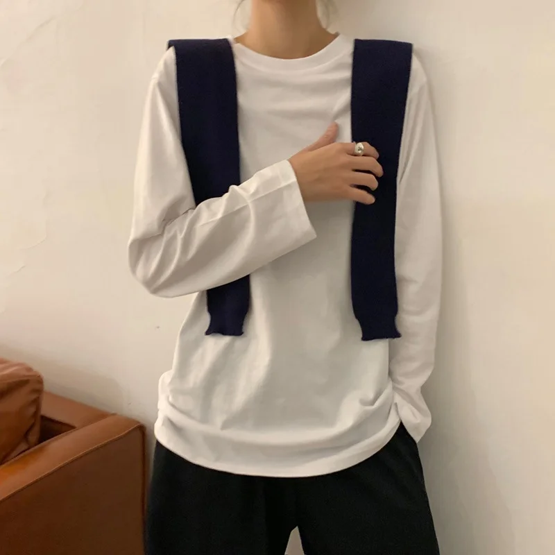 Uveng Uveng Bottom Shirt Female Autumn 2024 New Korean Version Of Women's Foreign Style With Solid Color Student Long Sleeve T-Shirt Female Tide