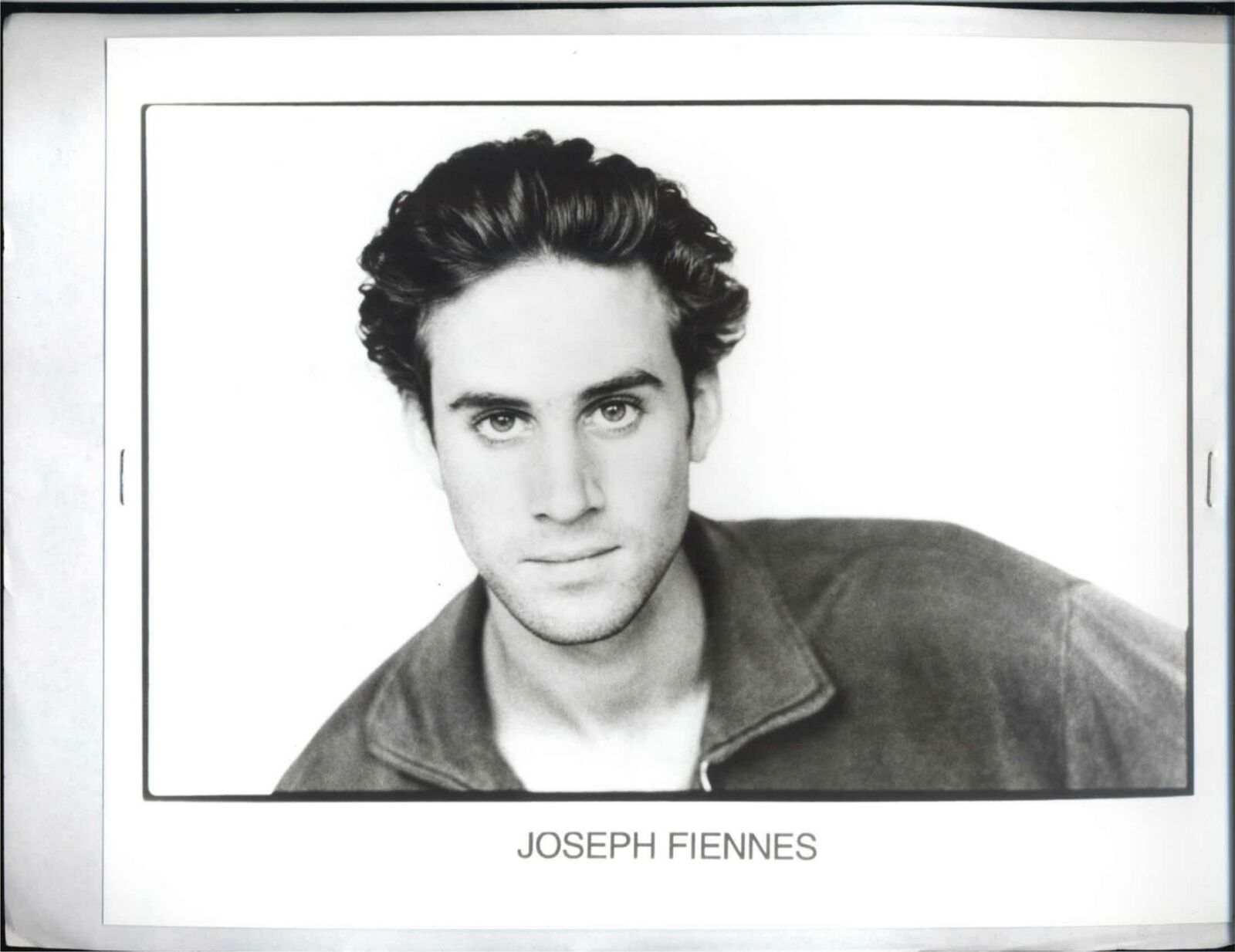 Joseph Fiennes - 8x10 Headshot Photo Poster painting w/ Resume - Shakespeare in Love