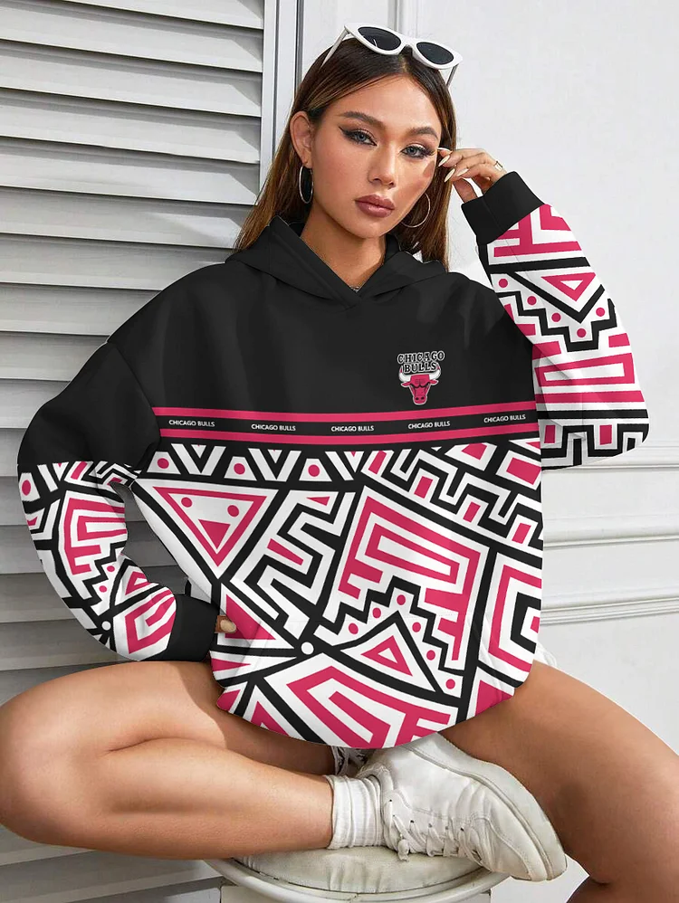 Chicago Bulls Printed Hooded Pocket Pullover Hoodie