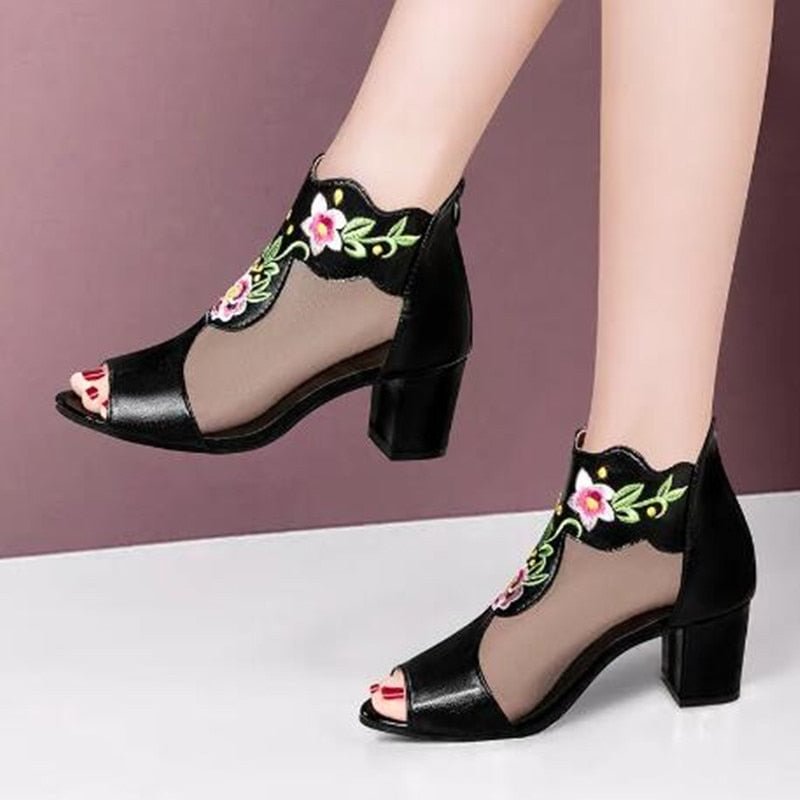 Fashion Style Embroidered Mesh Cool Women's Boots Thick Heel Sandals Summer Embroidered Open Toe Shoes Leather Gladiator Sandals
