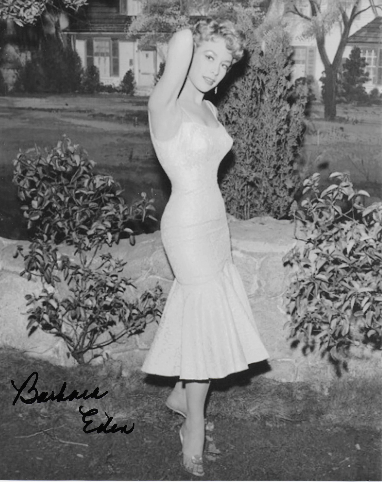 Barbara Eden I Dream of Jeannie 8x10 Photo Poster painting #27 signed at The Hollywood Show