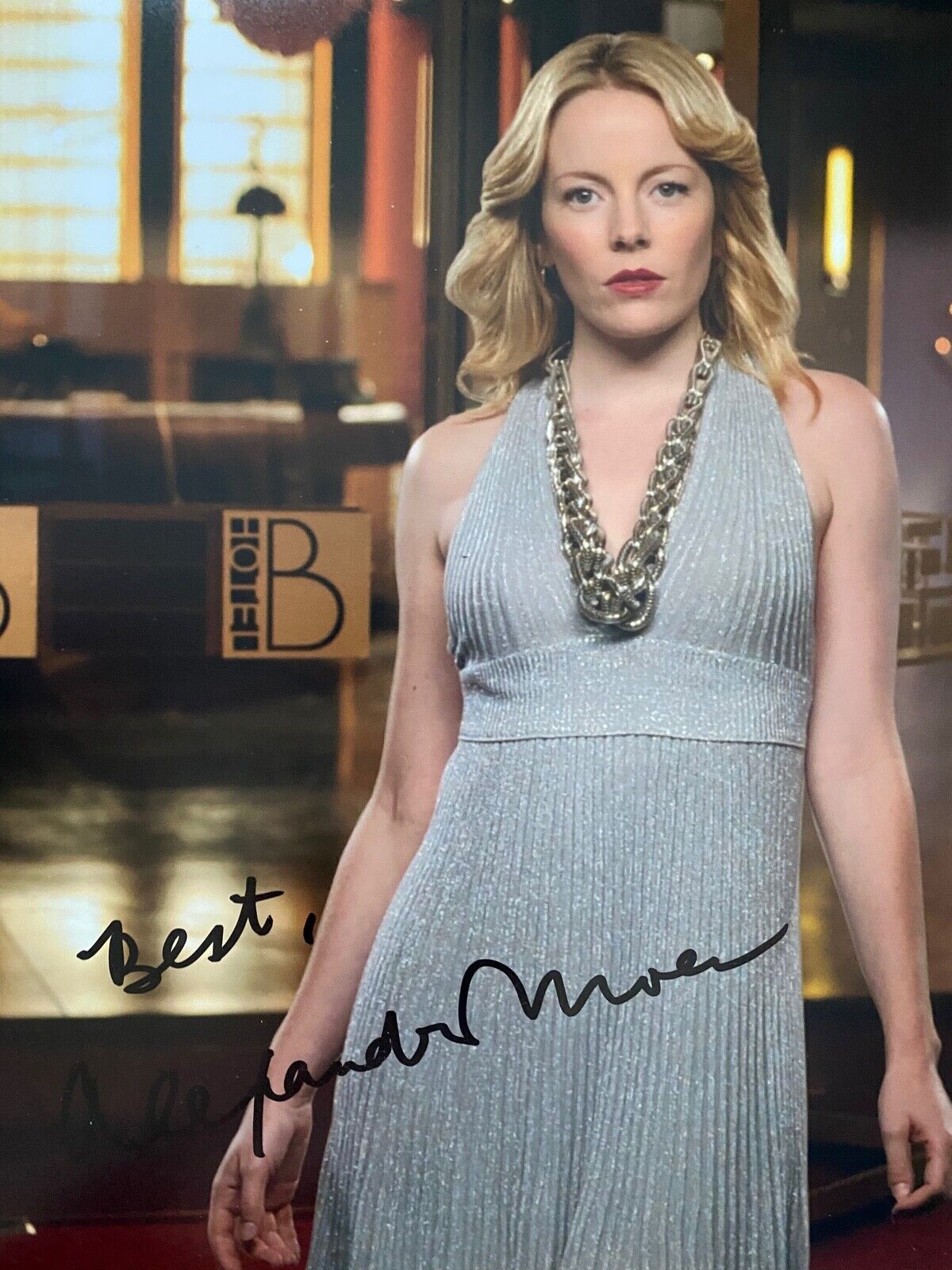 ALEXANDRA MOEN - HOTEL BABYLON / DR WHO ACTRESS - EXCELLENT SIGNED Photo Poster paintingGRAPH