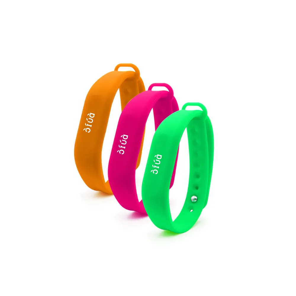 13.56mhz F08 Chip NFC Bracelet Adjustable RFID Silicone Wristbands For Water Park