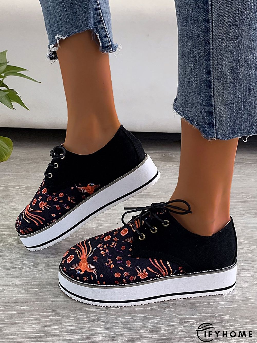 Floral Printed Patchwork Lace Up Shoes | IFYHOME