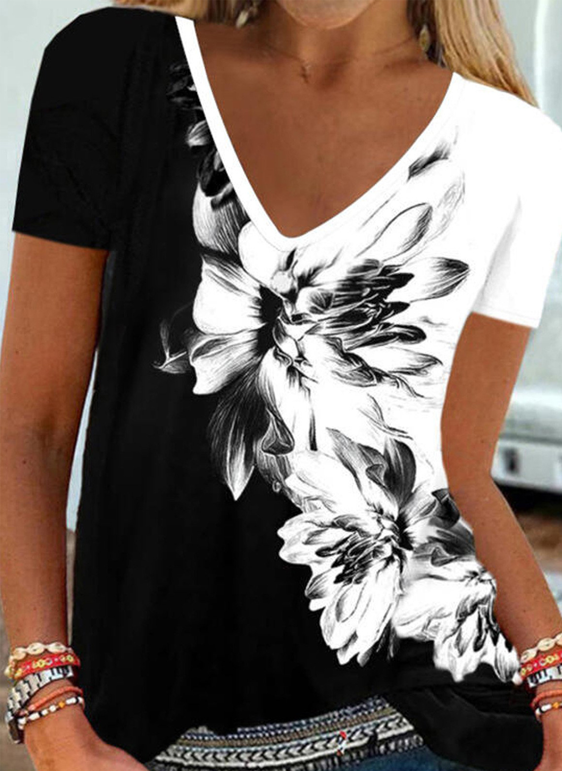 Summer V-neck Short-sleeved Printed T-shirt