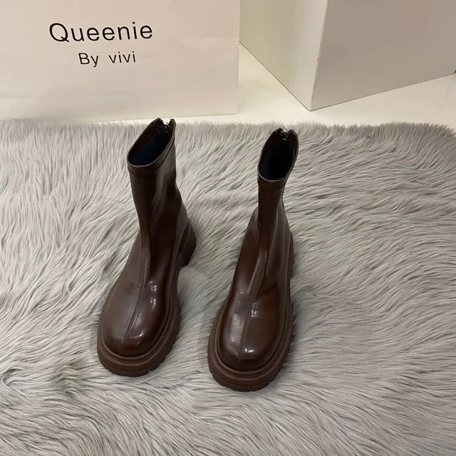 Heel Short Block Boots