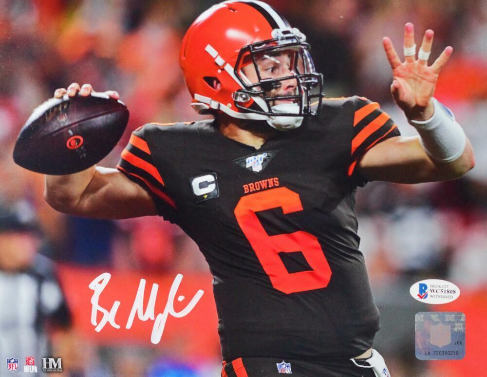 Baker Mayfield Signed Cleveland Browns 8x10 Passing HM Photo Poster painting- Beckett W Auth