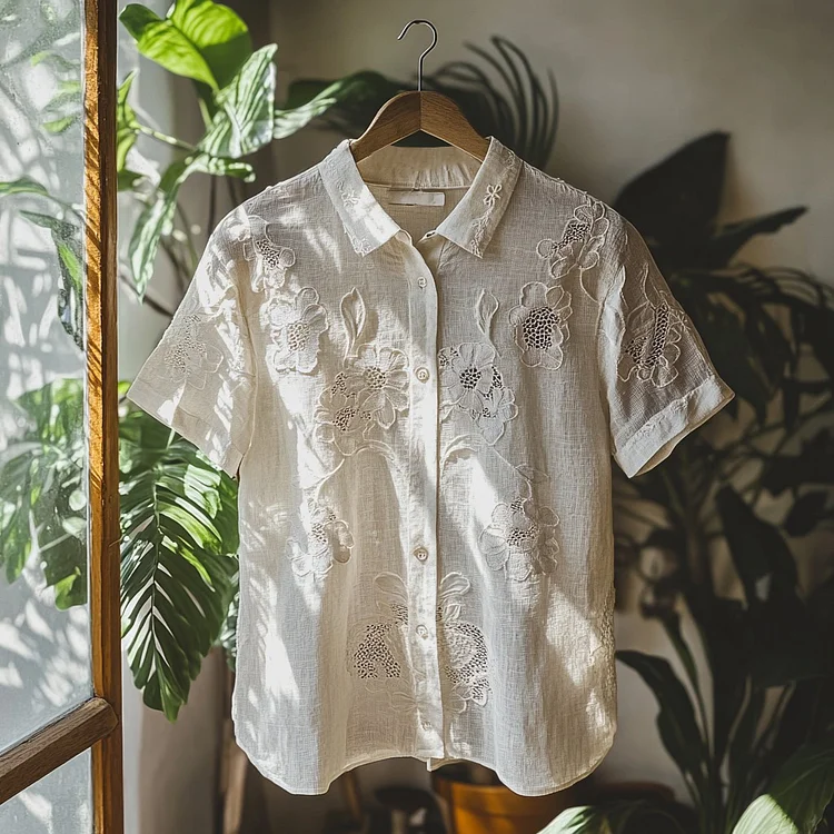 Women's Retro Floral Lace Embroidery Art Shirt