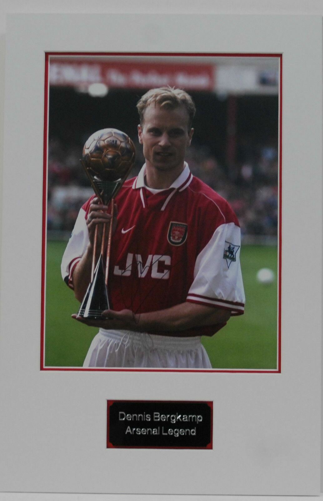 MOUNTED DENNIS BERGKAMP Genuine Hand Signed 16X12 Photo Poster painting Arsenal LEGEND