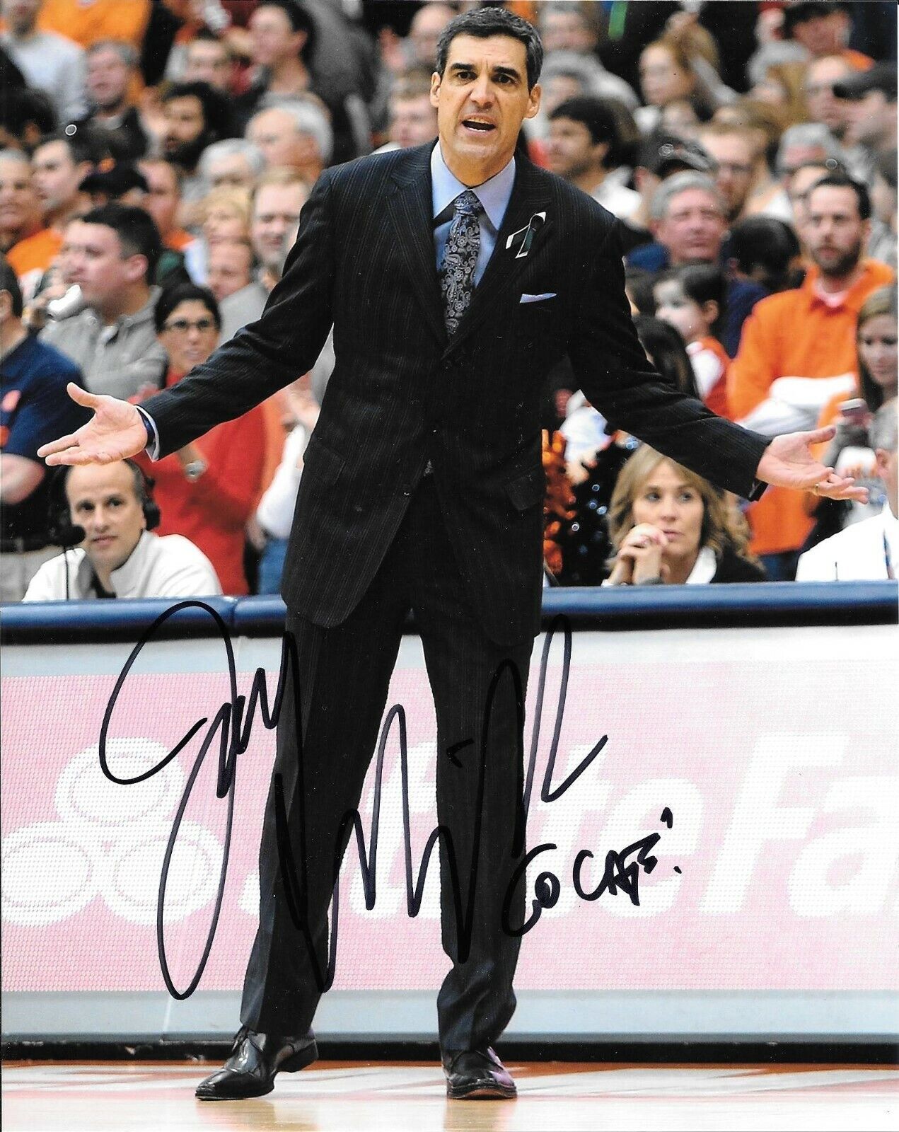 JAY WRIGHT HAND SIGNED VILLANOVA WILDCATS 8X10 Photo Poster painting W/COA + INSCRIPTION