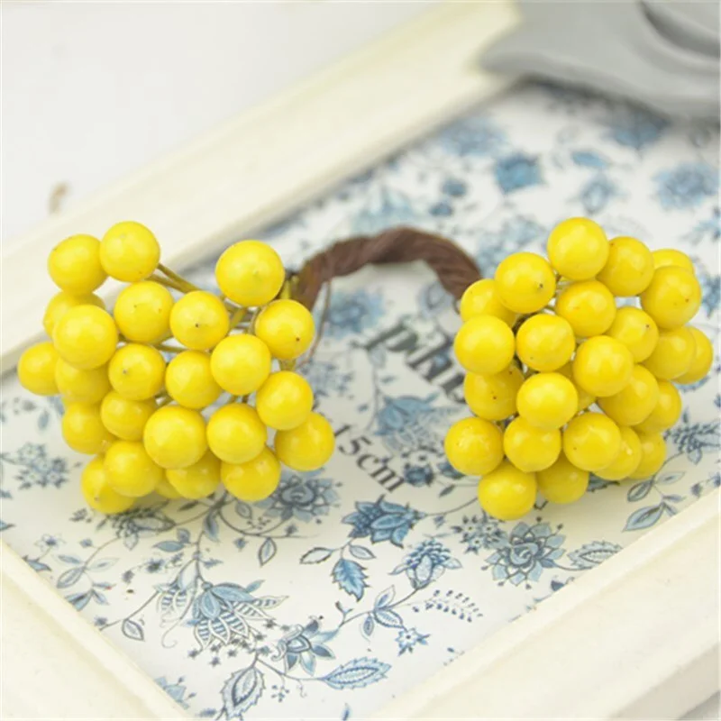 25pcs/50 Heads 0.7cm Mini Fake Fruit Small Double heads Berries Artificial Flower cherry Stamen Wedding Christmas Decorative