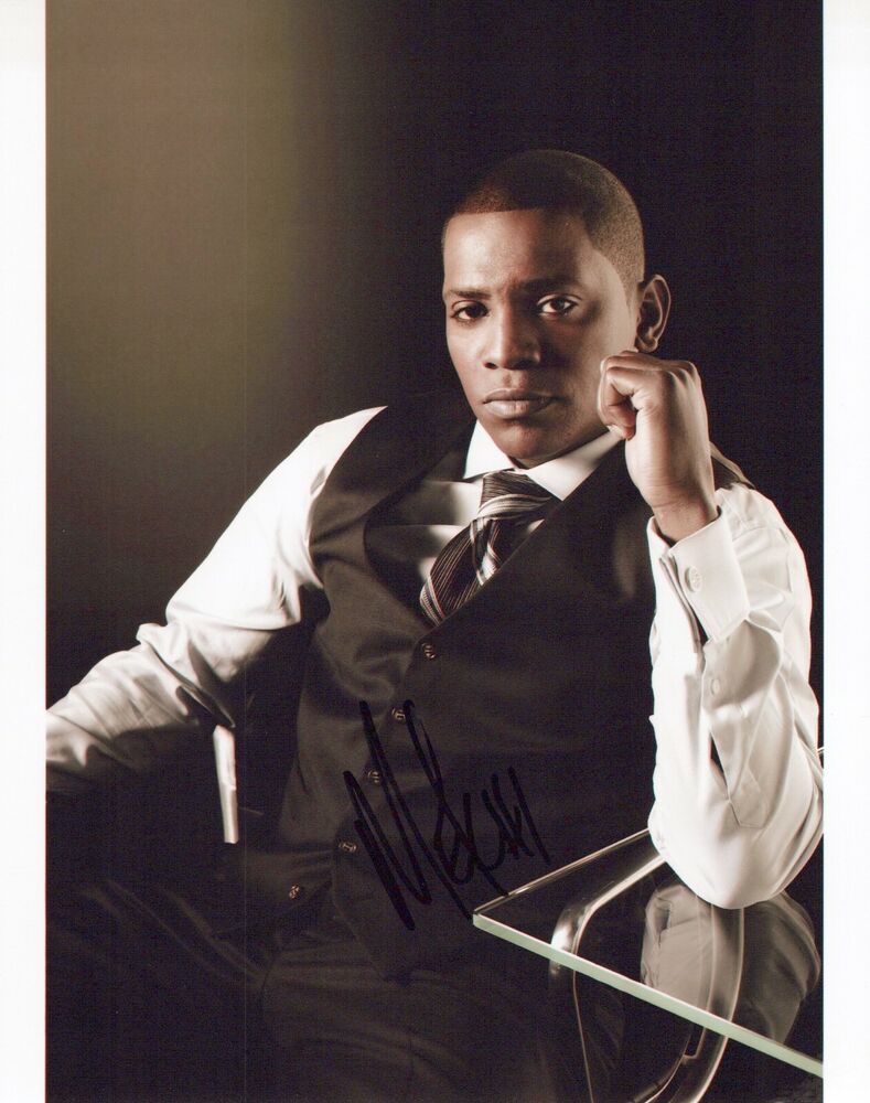 Mekhi Phifer head shot autographed Photo Poster painting signed 8x10 #4