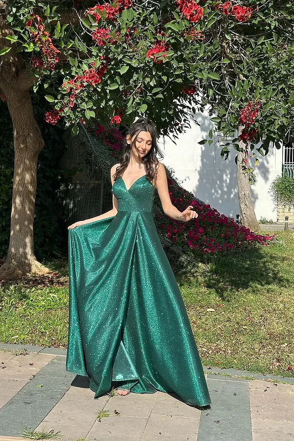 Lisliy Sleeveless Spaghetti Straps Deep V-Neck A-Line Sequins Prom Dress