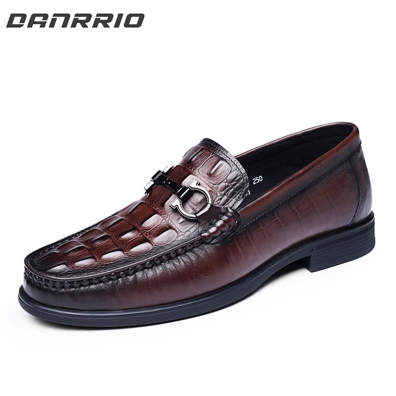 DANRRIO Crocodile Print Business Casual Loafers DANRRIO.COM DANRRIO
