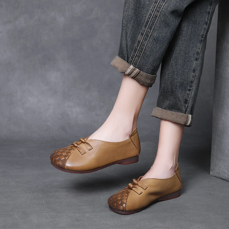 Yyvonne Layer Of Cowhite Retro National Style Single Shoes Women 2025 Spring New Flat Soft Sole Comfortable One-Footed Mother Shoes