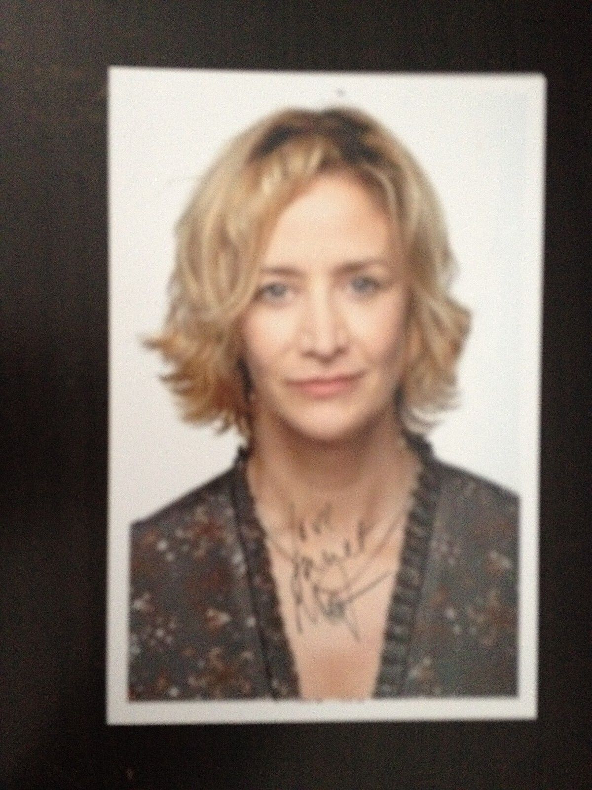 JANET McTEER - POPULAR BRITISH ACTRESS - EXCELLENT SIGNED Photo Poster paintingGRAPH