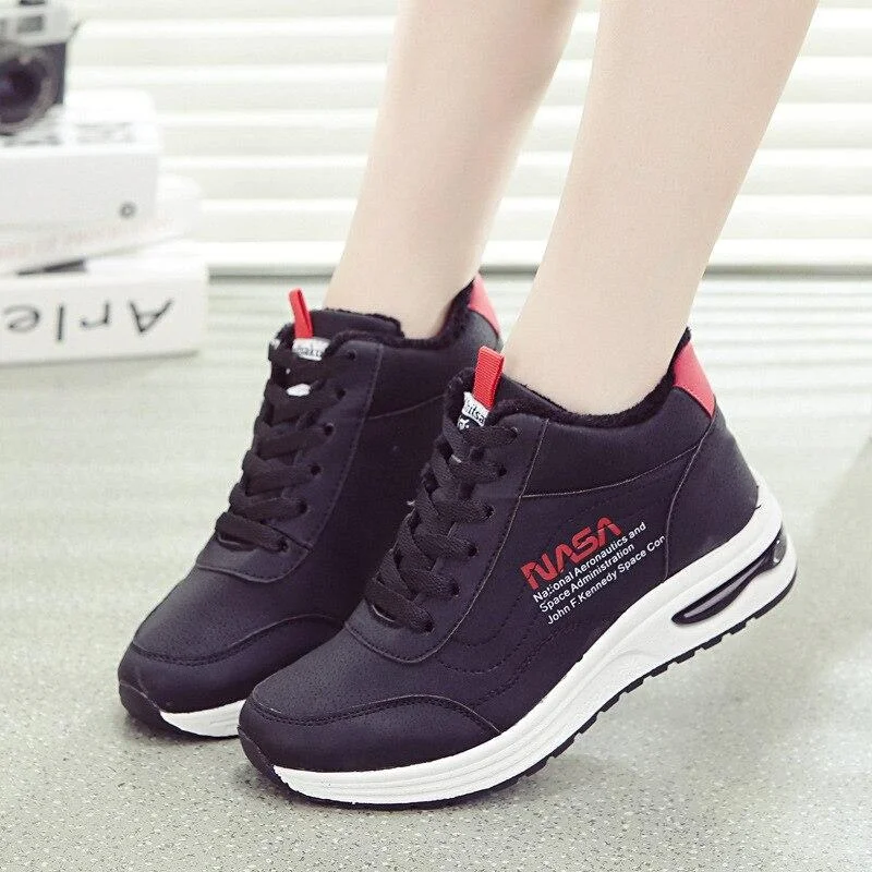 Woman Winter Ankle Sneakers Shoes Warm Thick Plush Suede Snow Boots Female PU Leather Outdoor Sneaker Fur Shoes For Women 1103-1