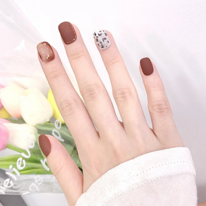 wholesale 24PCS/box glossy false nails with a pattern short size wearable full cover fake nail tips for girls nail tips glue-Nail Inspo