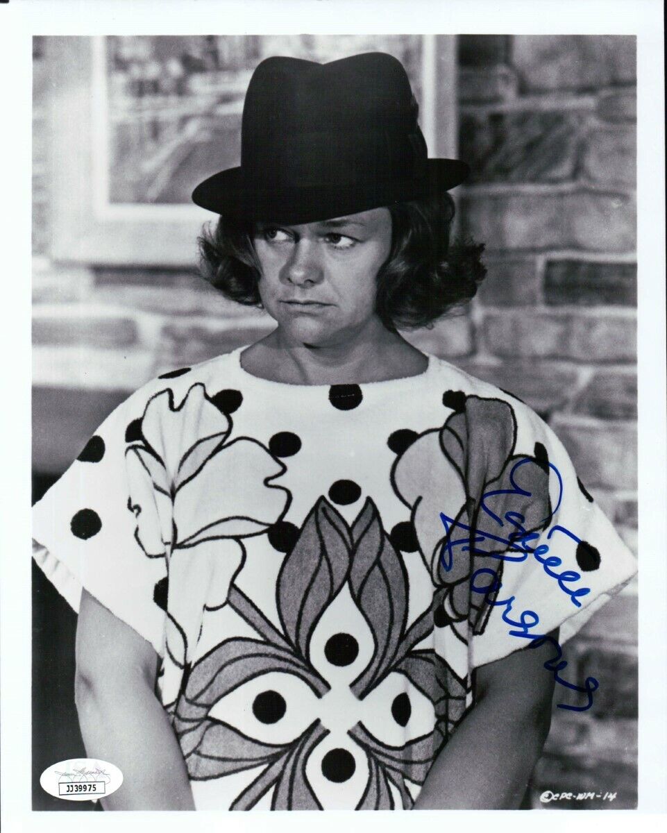 Estelle Parsons Signed Autographed 8X10 Photo Poster painting Vintage Floral Shirt JSA JJ39975