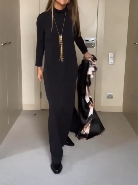 Solid Color Slik Maxi Dress