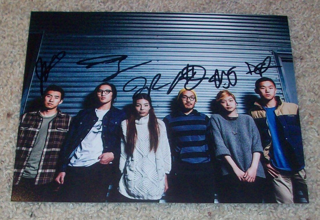 RUN RIVER NORTH SIGNED AUTOGRAPH 8x10 Photo Poster painting C w/PROOF ALEX HWANG +5