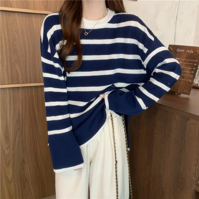 Uveng Uveng Version Of Striped Knitted Women In The Spring Of 2024 New Retro Lazy Wind Wearing Soft Languid Cover Loose Top Tide