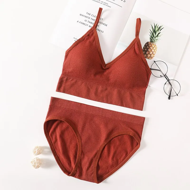 Women Bra Panties Set Seamless Bra Brief Cropped Cami Bralette Crop Top Brassieres Sexy Lingerie Active Bra Sport Underwear Set