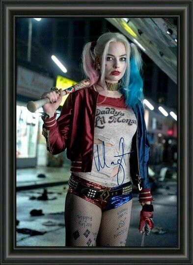 HARLEY QUINN MARGOT ROBBIE SIGNED - A4 AUTOGPAPH Photo Poster painting POSTER - GLOSS PRINT