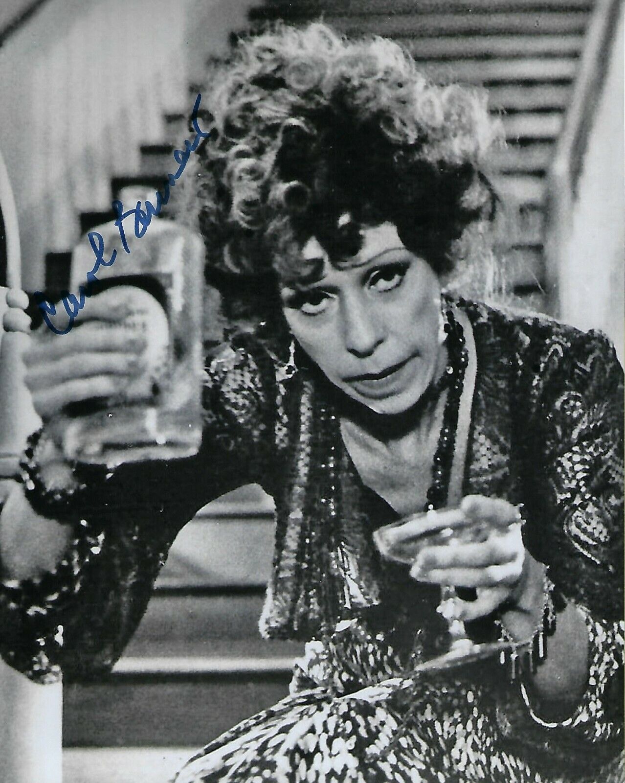 GFA The CB Show & Annie Star * CAROL BURNETT * Signed 8x10 Photo Poster painting C4 COA