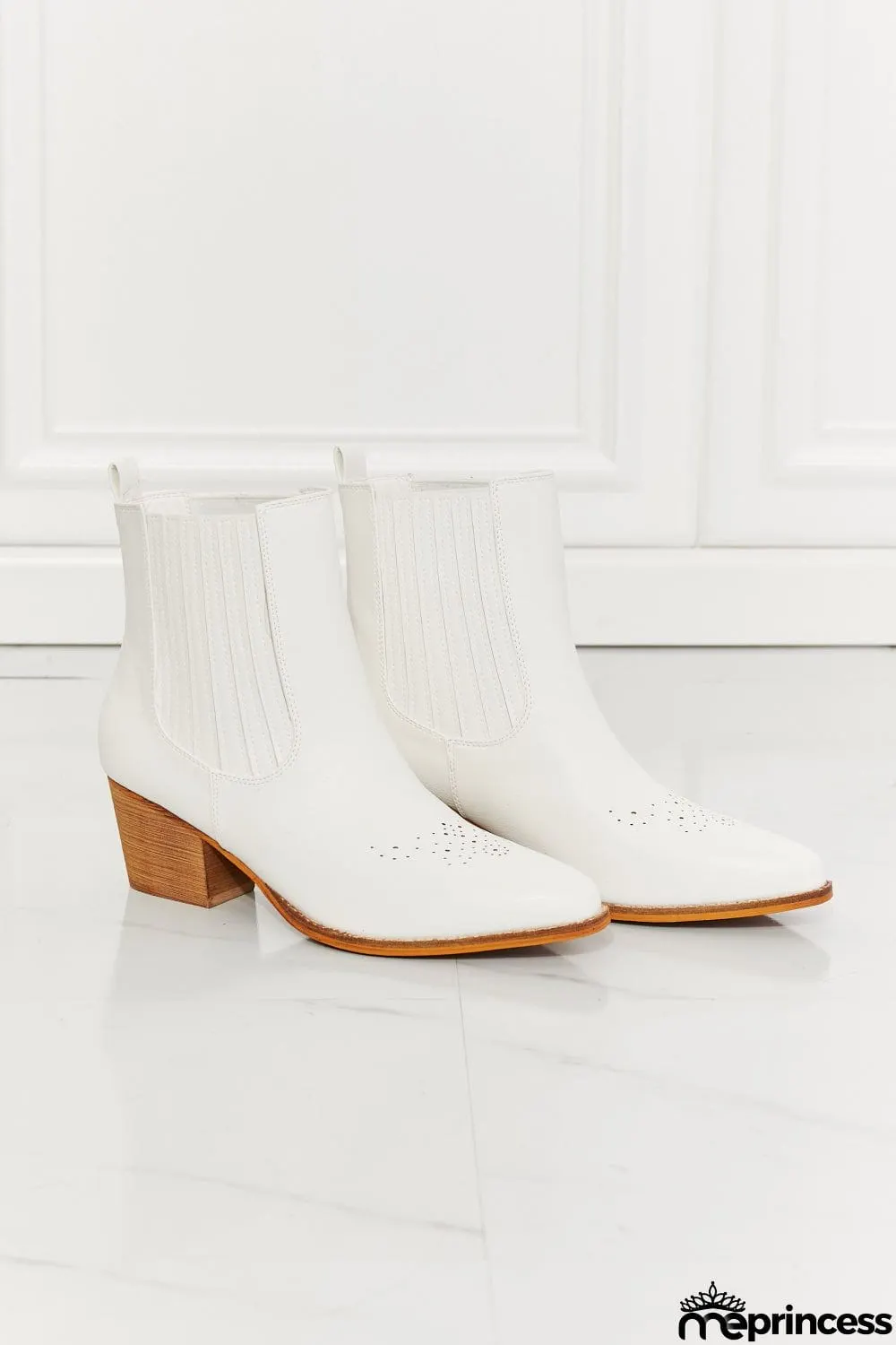 MMShoes Love the Journey Stacked Heel Chelsea Boot in White