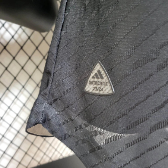 24/25 Real Madrid Y3 Black Player Version Football T-Shirt Thai Quality