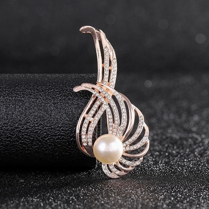 Fashion Pin Flower Alloy Plating Inlay Artificial Gemstones Pearl Women’S Brooches