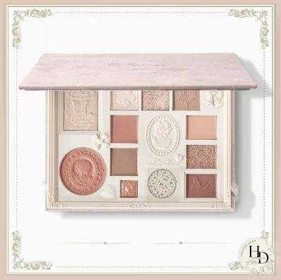 Embossed Eyeshadow Highlighter Blush All-in-one Makeup Plate