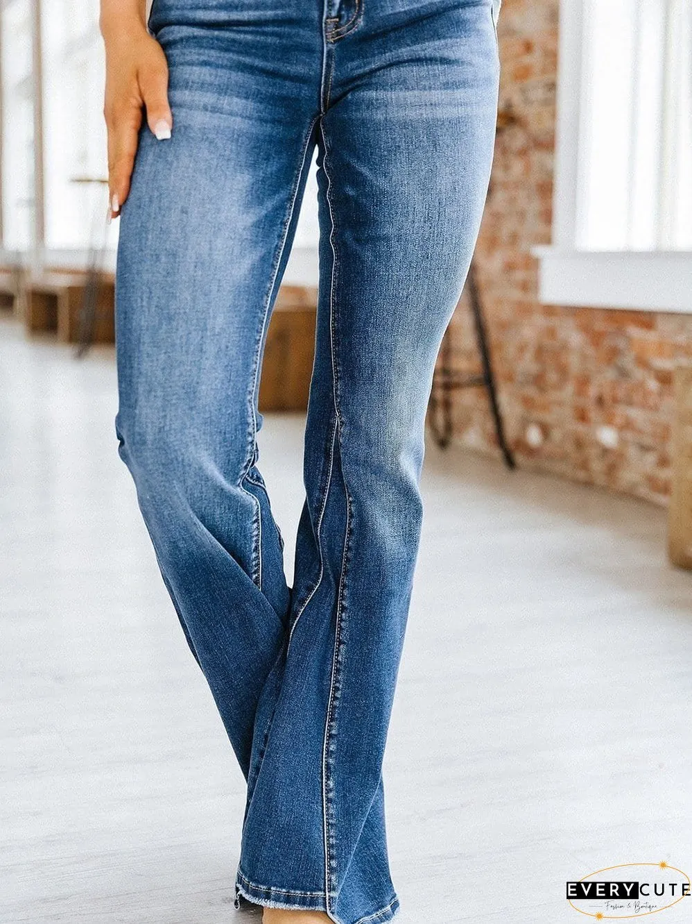 Trendy Flared Leg Jeans