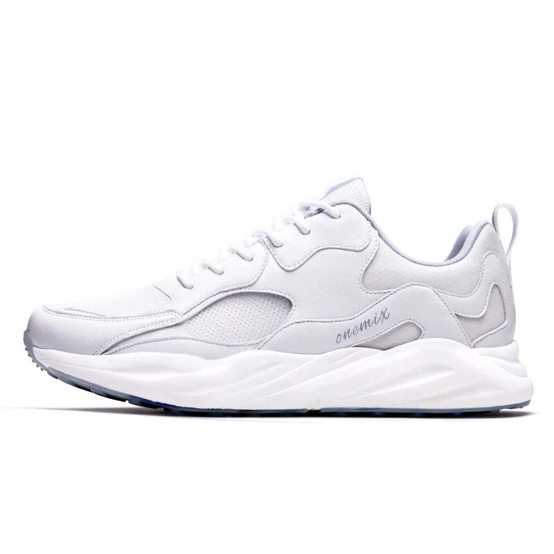 ONEMIX Men Vulcanize Shoes Outdoor Running Sneakers 2021 New Breathable Vintage Dad Footwear Ultra Lightweight Male Tennis Shoes