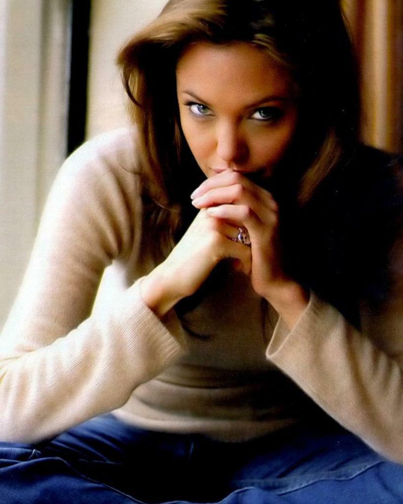 Angelina Jolie 8x10 Picture Simply Stunning Photo Poster painting Gorgeous Celebrity #345